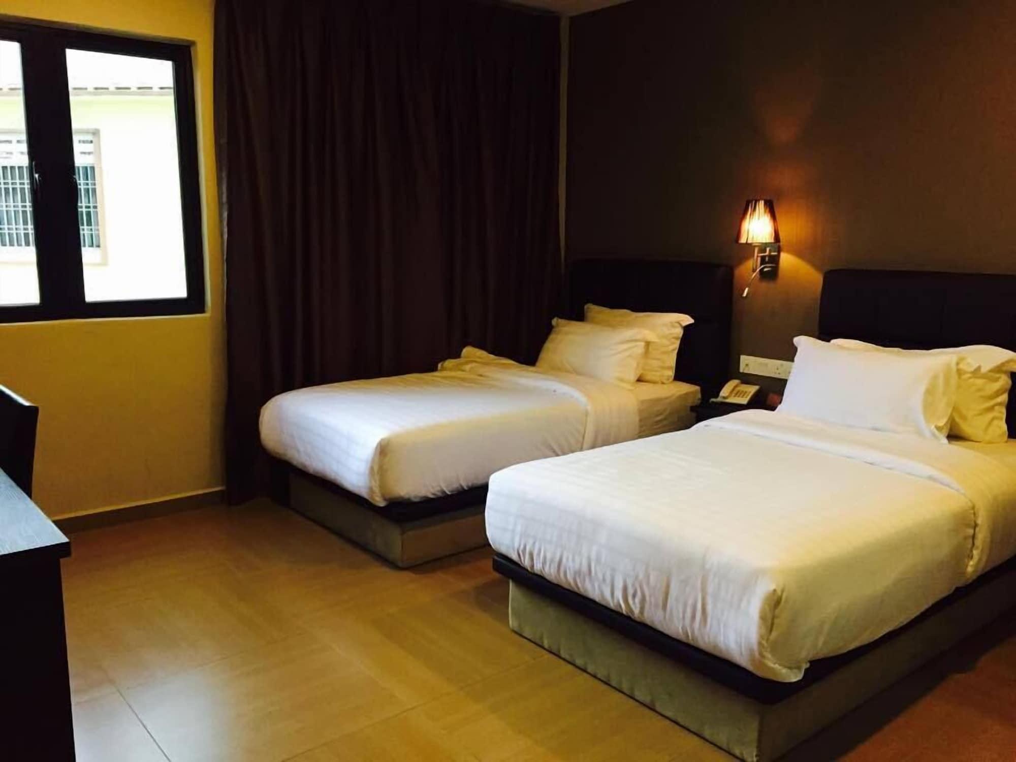 Gl Hotel Kluang Esterno foto